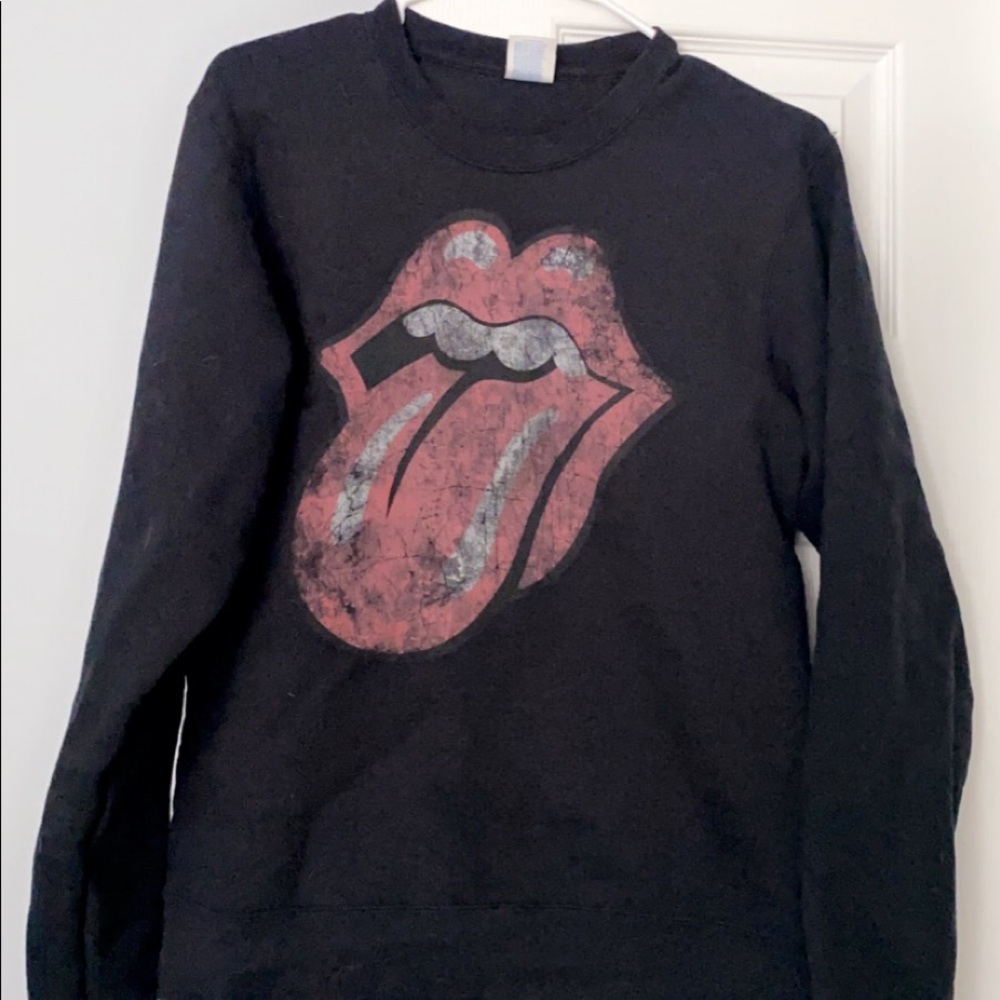 women’s sweatshirt